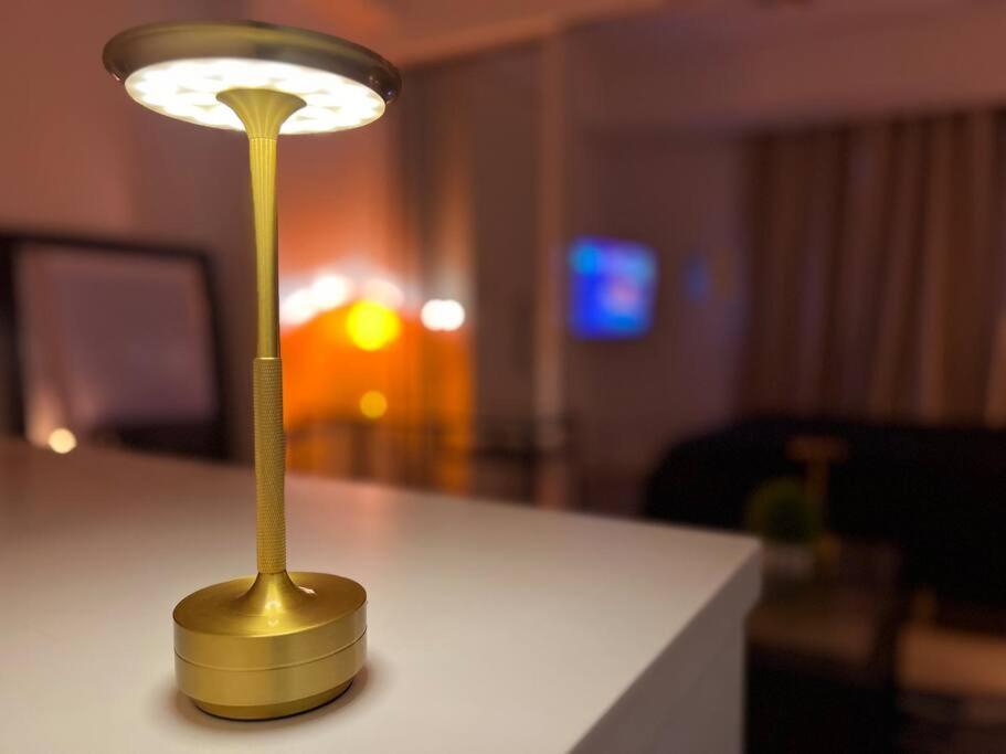 Apartment Azure Playfull Living 1 Bedroom *