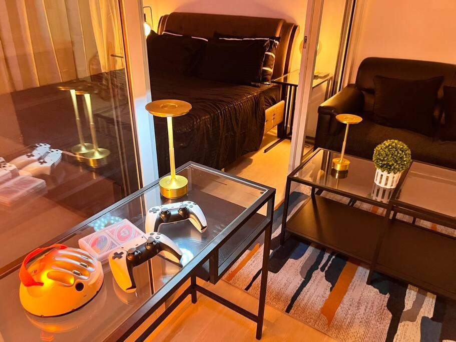 Azure Playfull Living 1 Bedroom Apartment