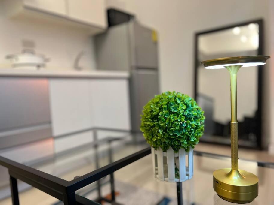 Apartment Azure Playfull Living 1 Bedroom *