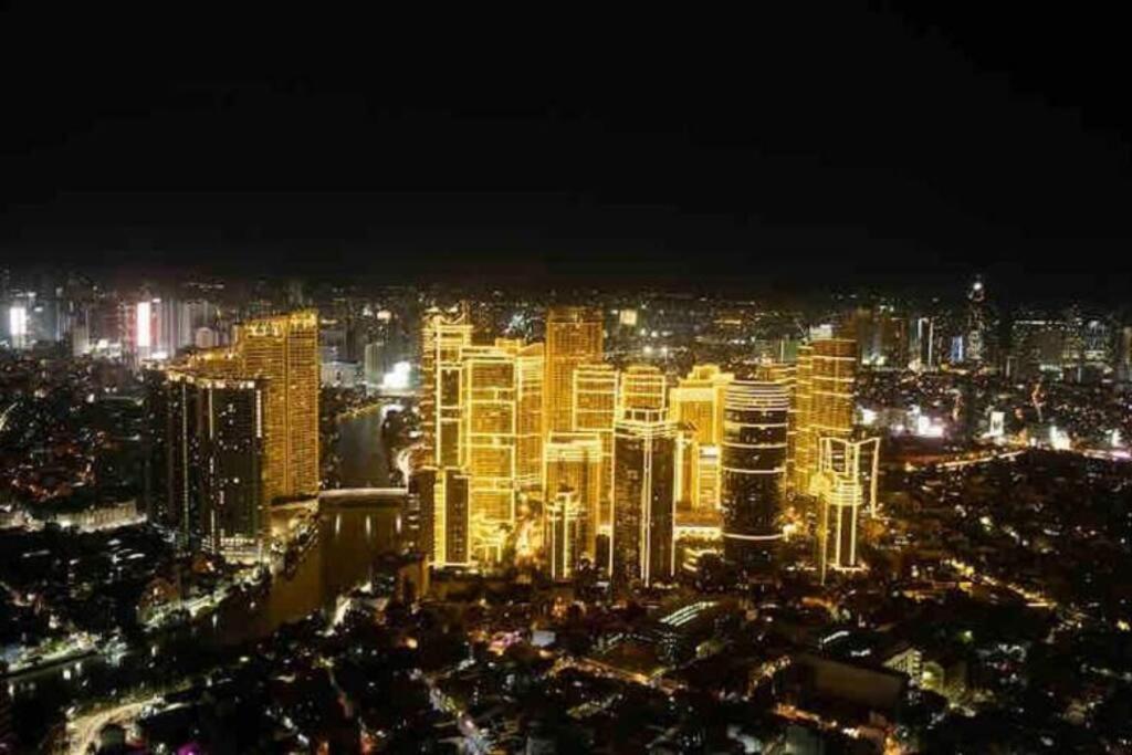 45f Gramercy Corner Wifi Netflix Smarttv Free Use Pool Gym Apartment Manila