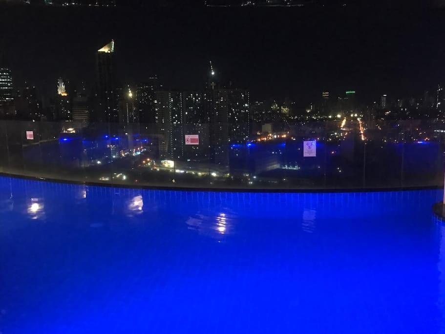 Apartment 45f Gramercy Corner Wifi Netflix Smarttv Free Use Pool Gym *