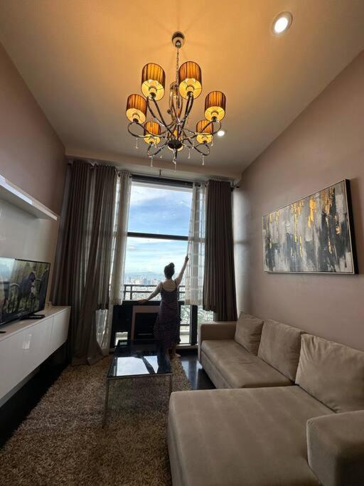 68f 1 Bedroom Penthouse Gramercy Pool Sauna * Manila