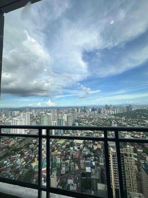 68f 1 Bedroom Penthouse Gramercy Pool Sauna Manila