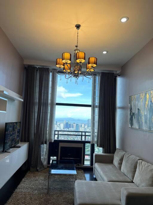 68f 1 Bedroom Penthouse Gramercy Pool Sauna * Manila