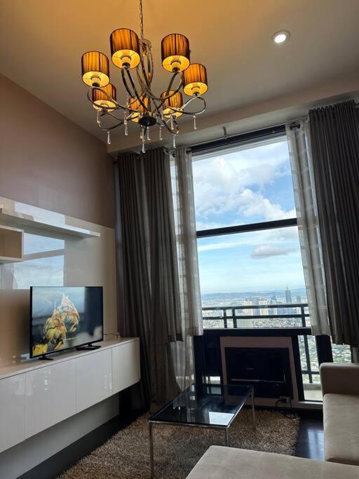 68f 1 Bedroom Penthouse Gramercy Pool Sauna
