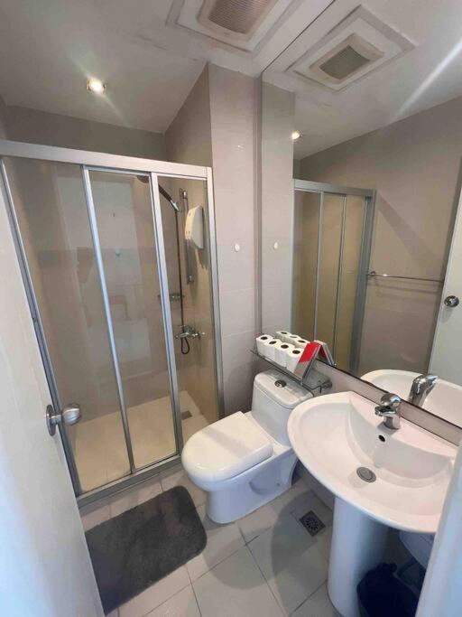 64f Spacious 1 Bedroom View Pool Sauna Gym