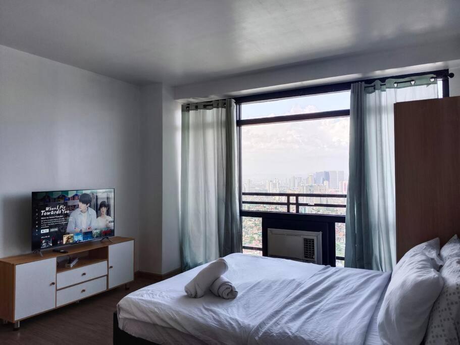 58f Minimalist Panoramic View In Gramercy Apartment