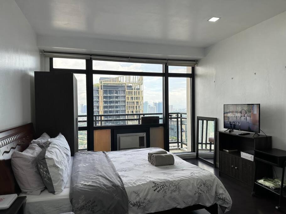 Gramercy With View Fast Wifi Free Use Of Amenities * Manila