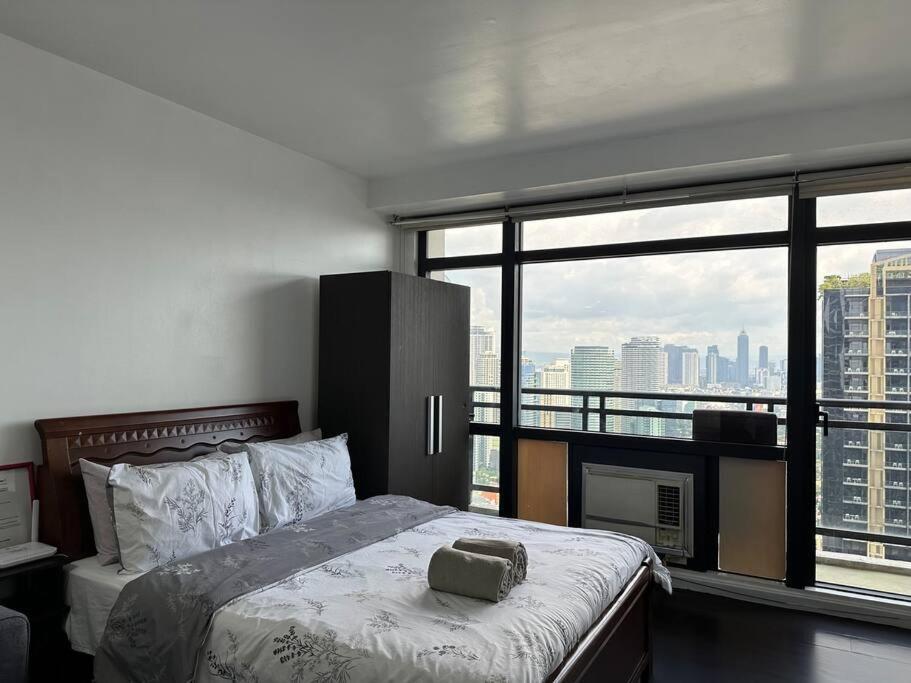 Gramercy With View Fast Wifi Free Use Of Amenities