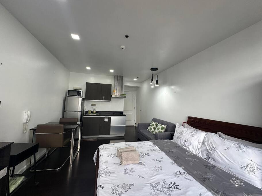 Gramercy With View Fast Wifi Free Use Of Amenities *