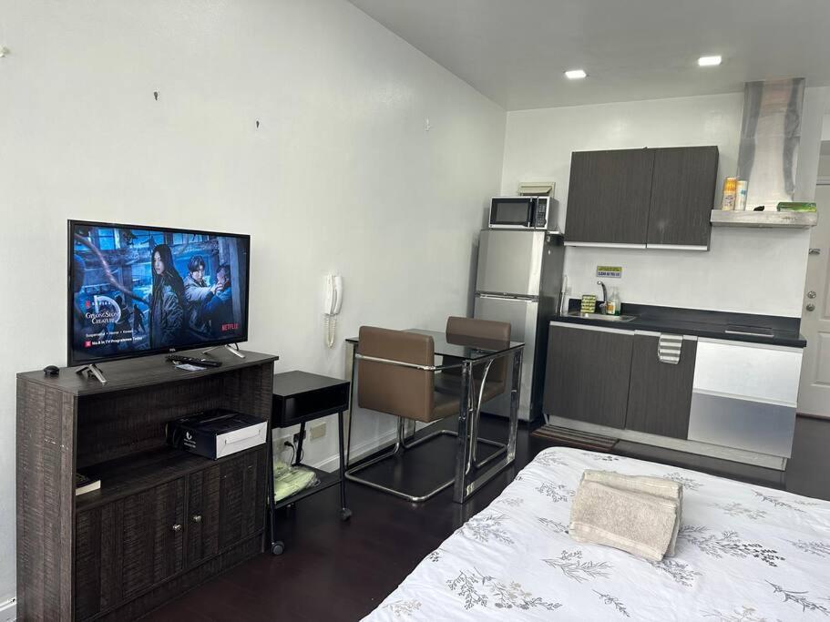 Gramercy With View Fast Wifi Free Use Of Amenities Apartment *