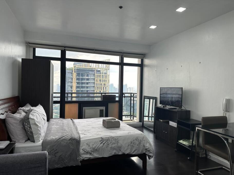 Gramercy With View Fast Wifi Free Use Of Amenities