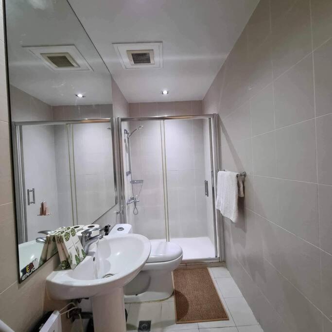 Apartment Gramercy Residences Two Bedroom On 60th Floor