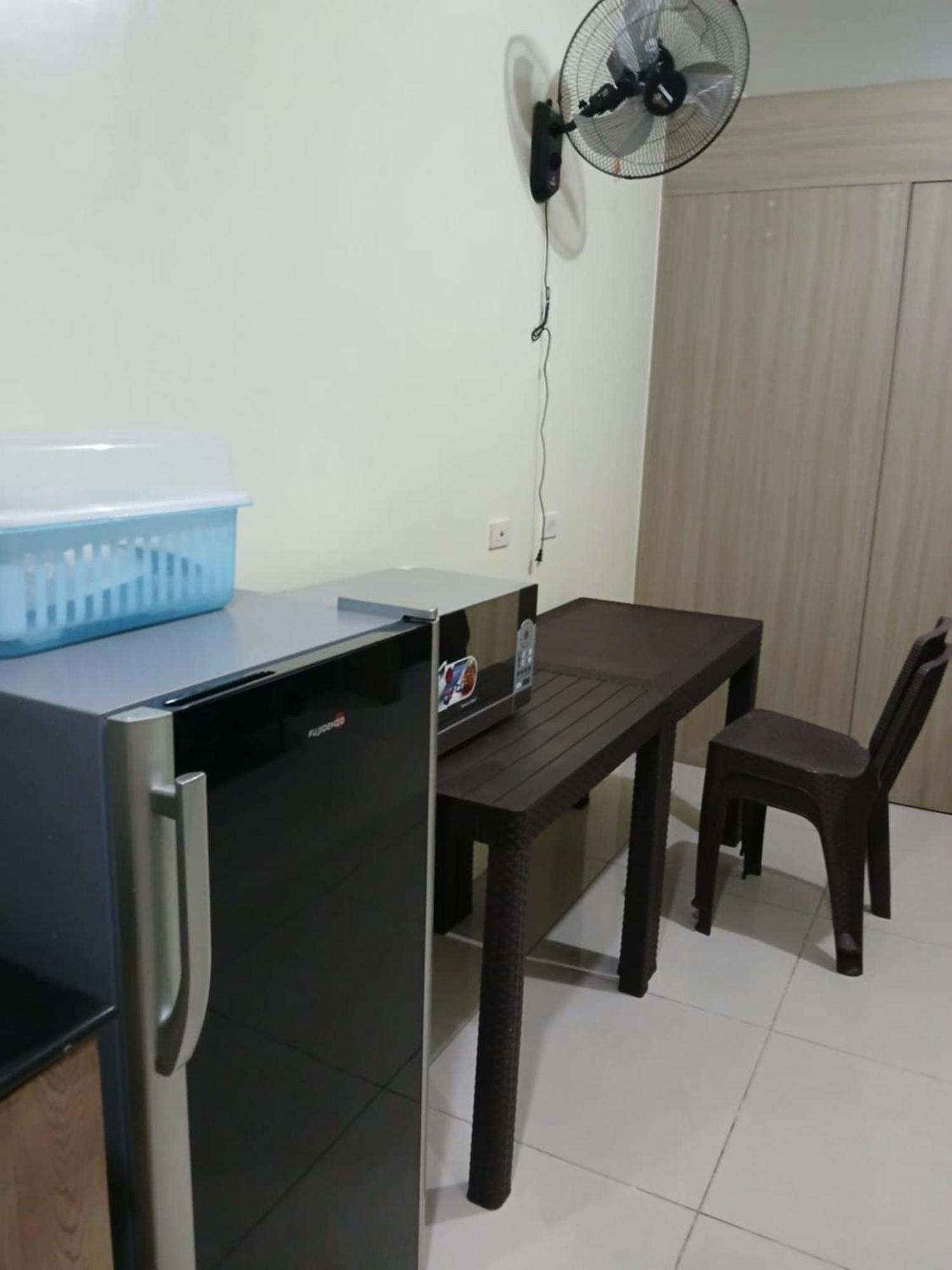 Breeze Residences Apartment Manila