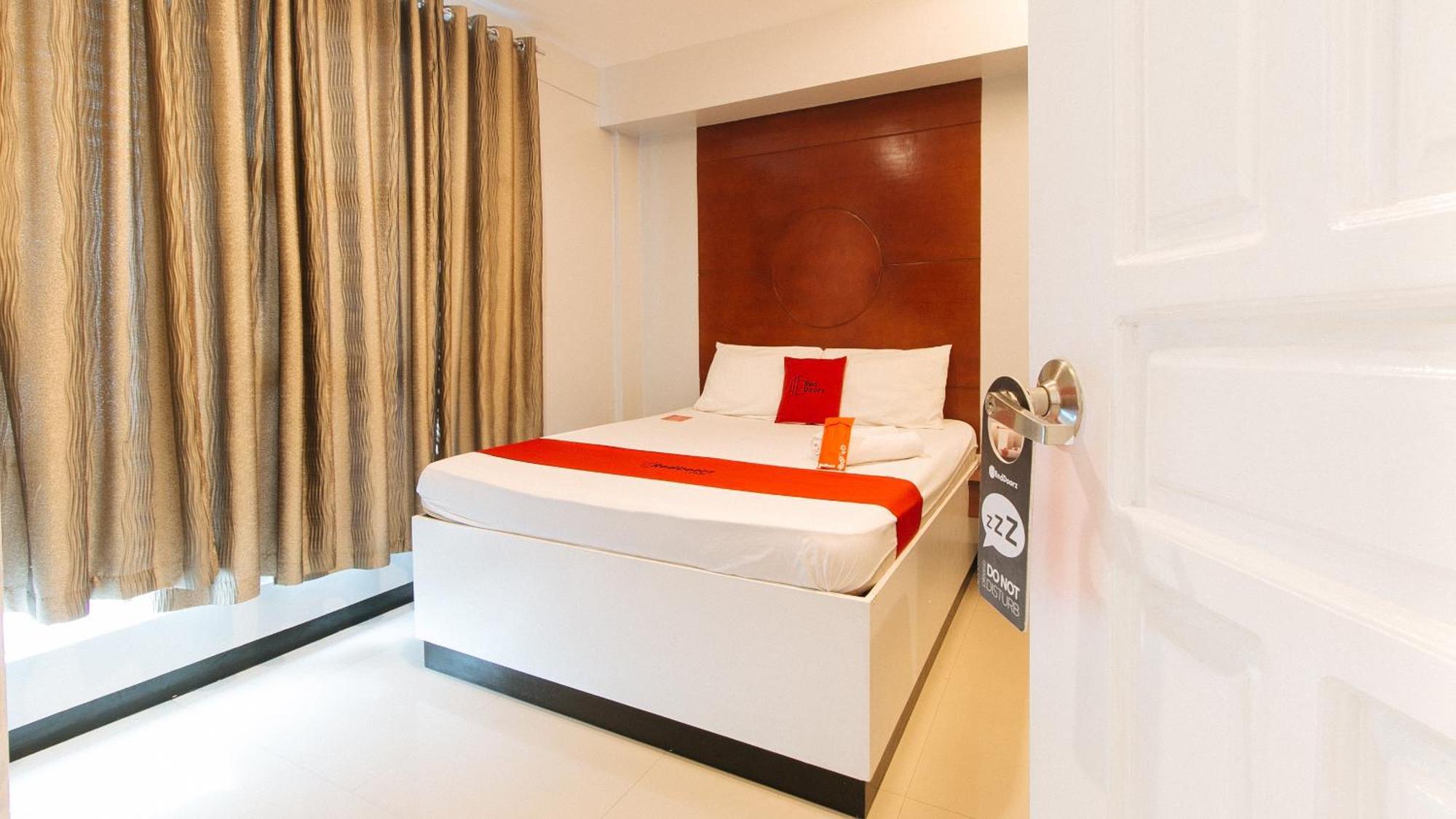 Reddoorz Near Bambang Station 2* Manila