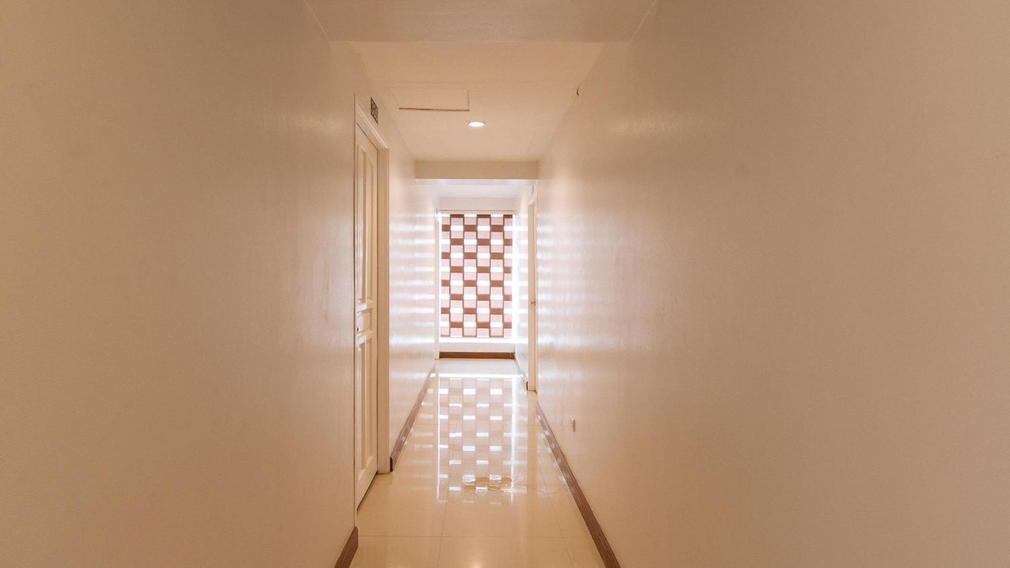 Reddoorz Near Bambang Station Manila