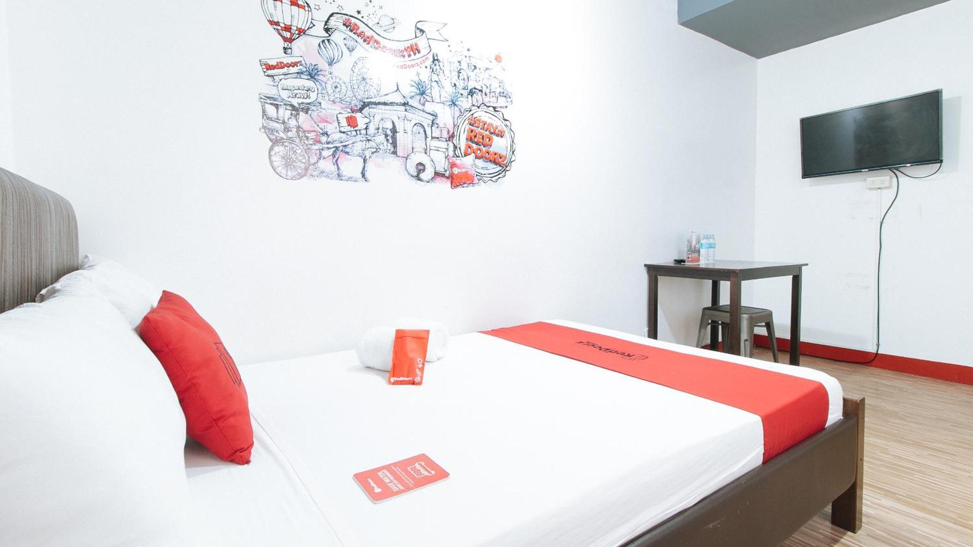 Hotel Reddoorz Near Quirino Station Manila