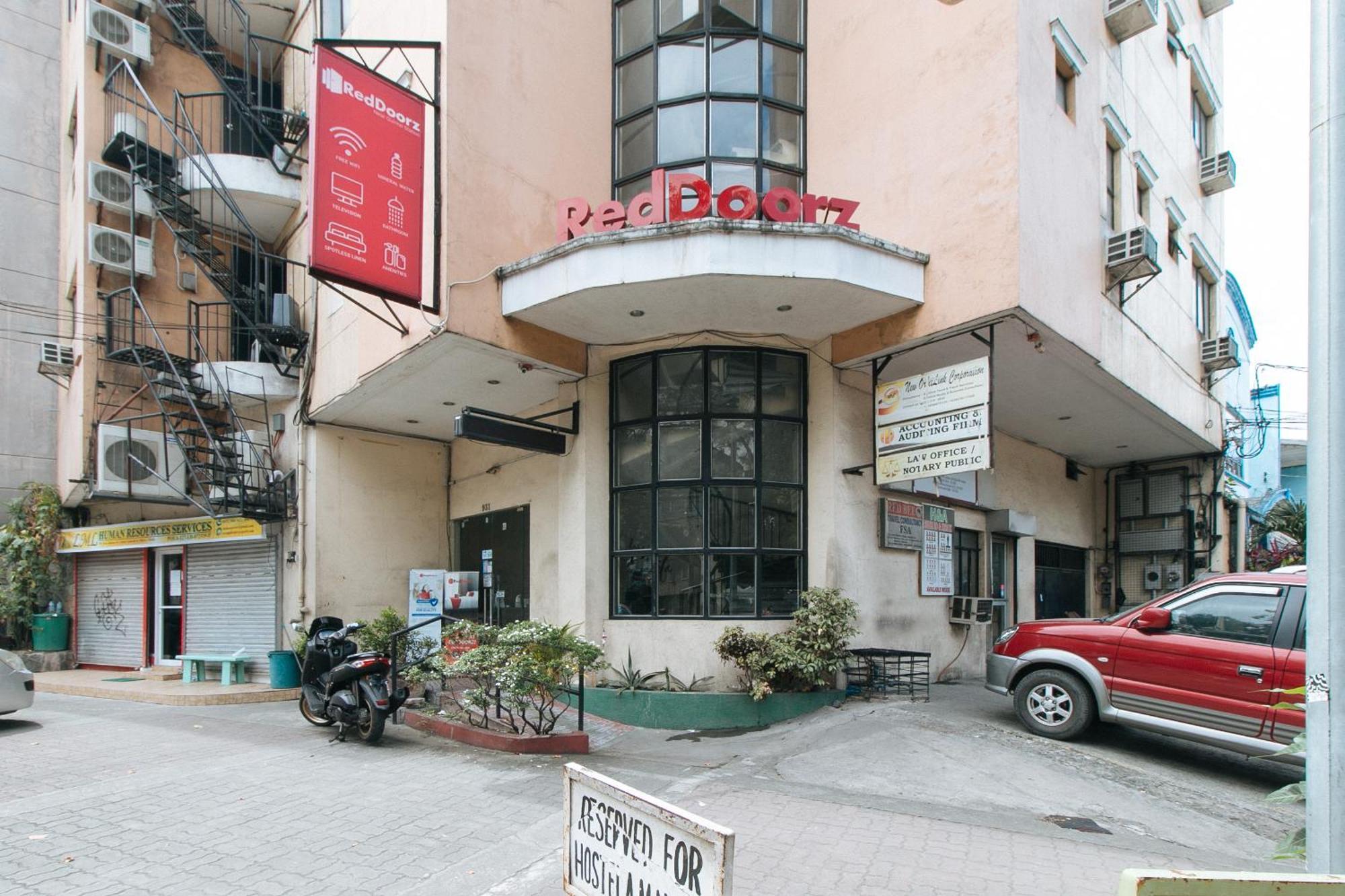 Reddoorz Near Quirino Station Hotel Manila