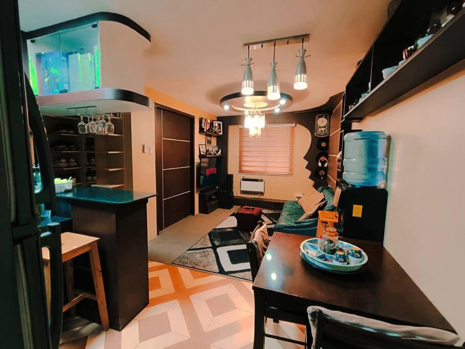 Flora Vista Apartment