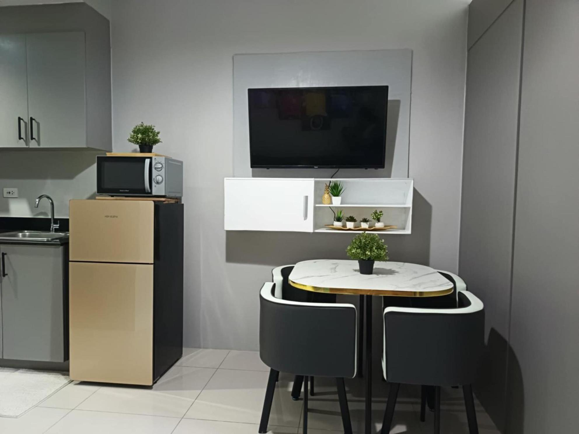 Apartment Skyview Condotel Free Wifi&netflix Near Moa&naia *