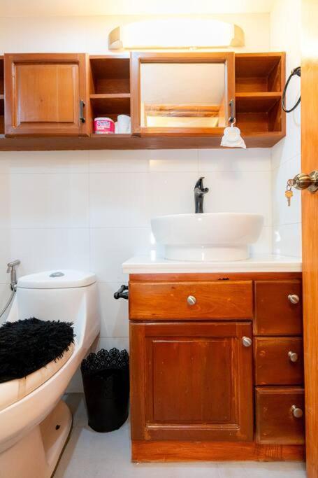 Apartment A2j Luxury 2br Loft Bgc Taguig Near High Street *