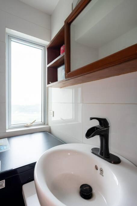 Apartment A2j Luxury 2br Loft Bgc Taguig Near High Street Manila