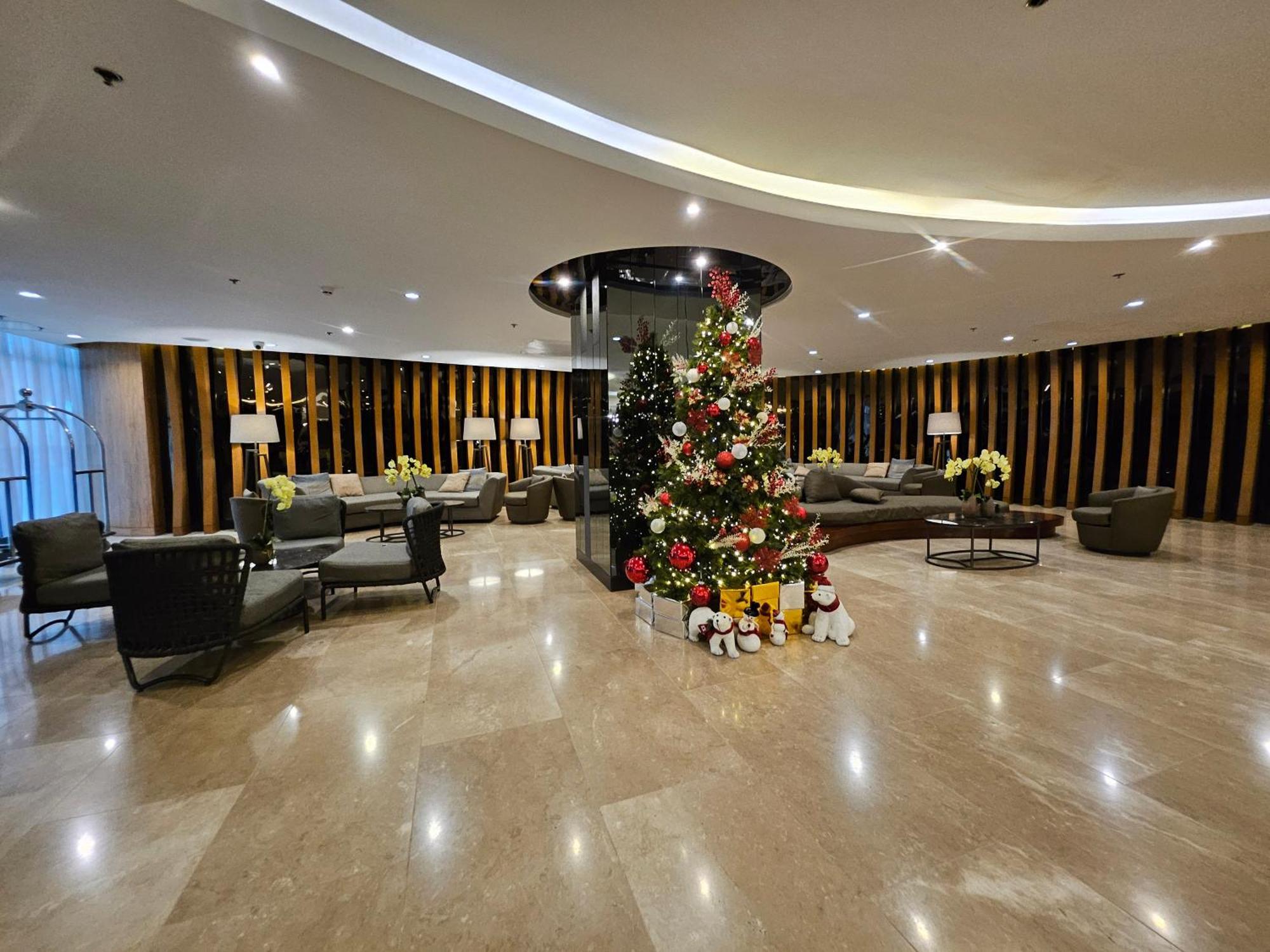 Lourdes' Place, Shore 2-tower 1, 2 Beds, Pasay Near Mall Of Apartment *