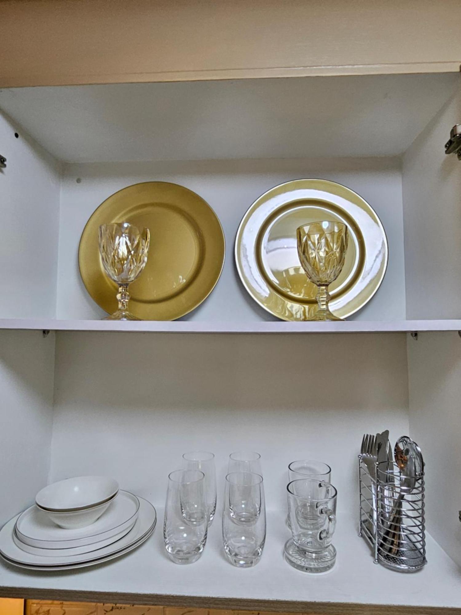 Apartment Lourdes' Place, Shore 2-tower 1, 2 Beds, Pasay Near Mall Of Manila