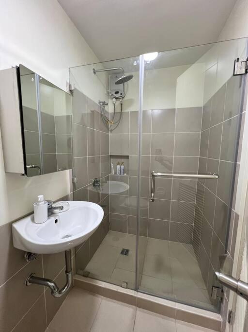Casa Sophia Affordable Near Bonifacio Global Bgc Cbd Manila