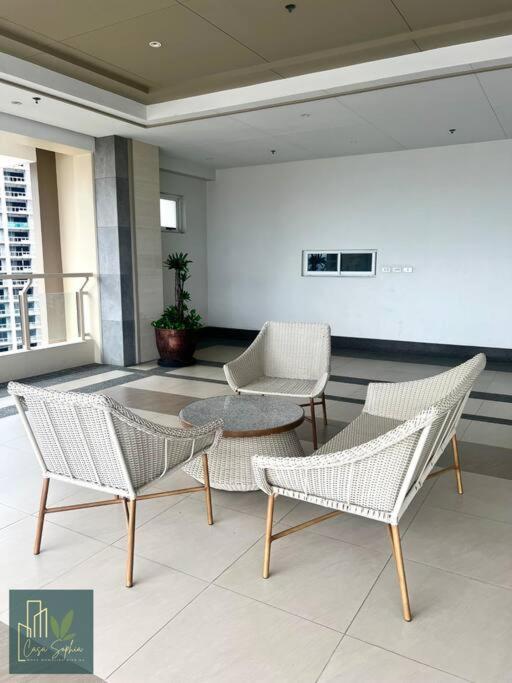 Casa Sophia Affordable Near Bonifacio Global Bgc Cbd *