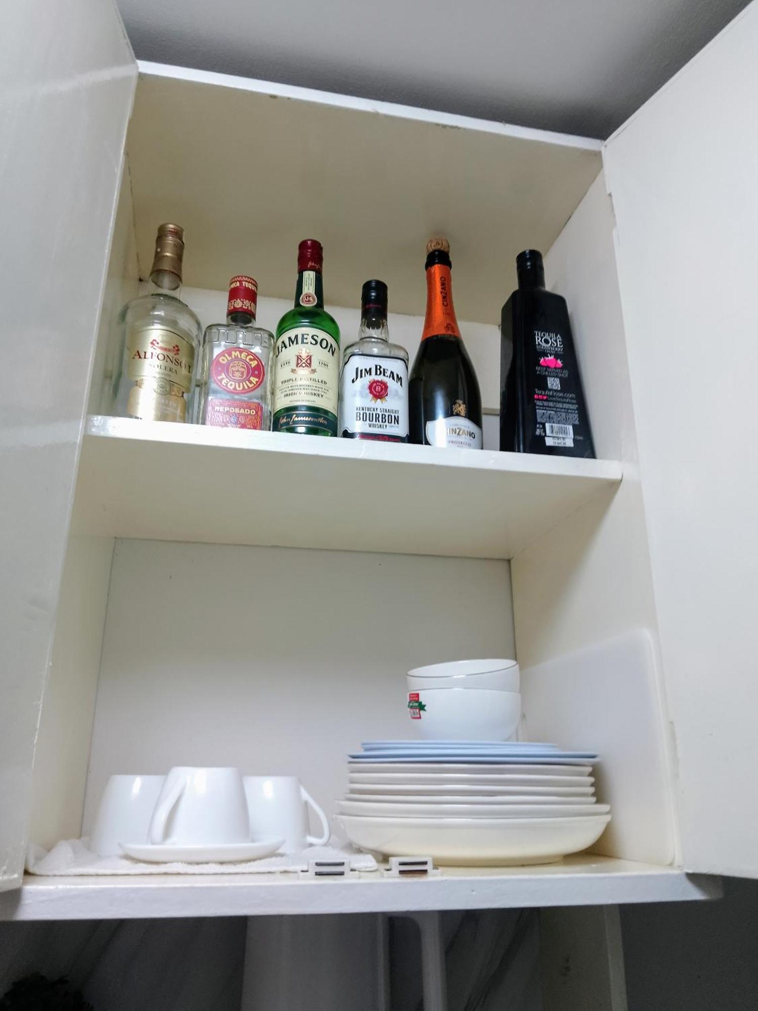 Eiya's Staycation @ Trees Residences 1bedroom Apartment *