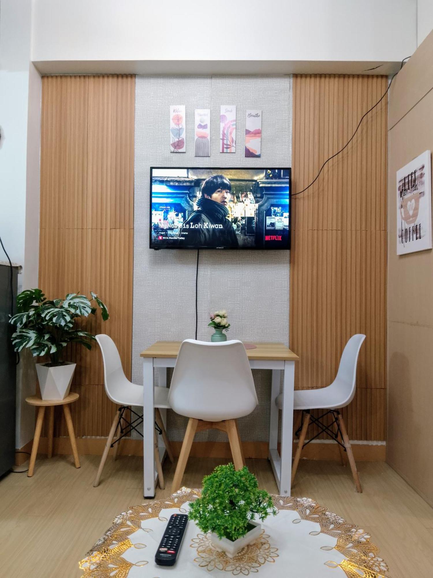 Eiya's Staycation @ Trees Residences 1bedroom Apartment *