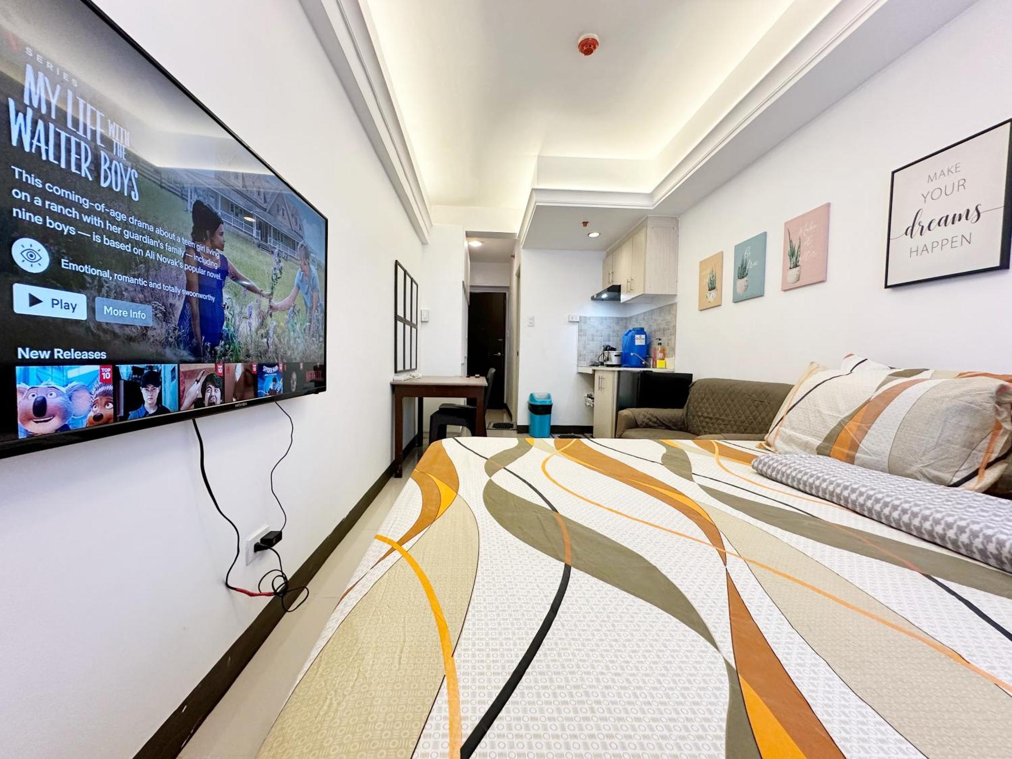 Apartment King Bed At Pine Crest #t3-439 Near Mall