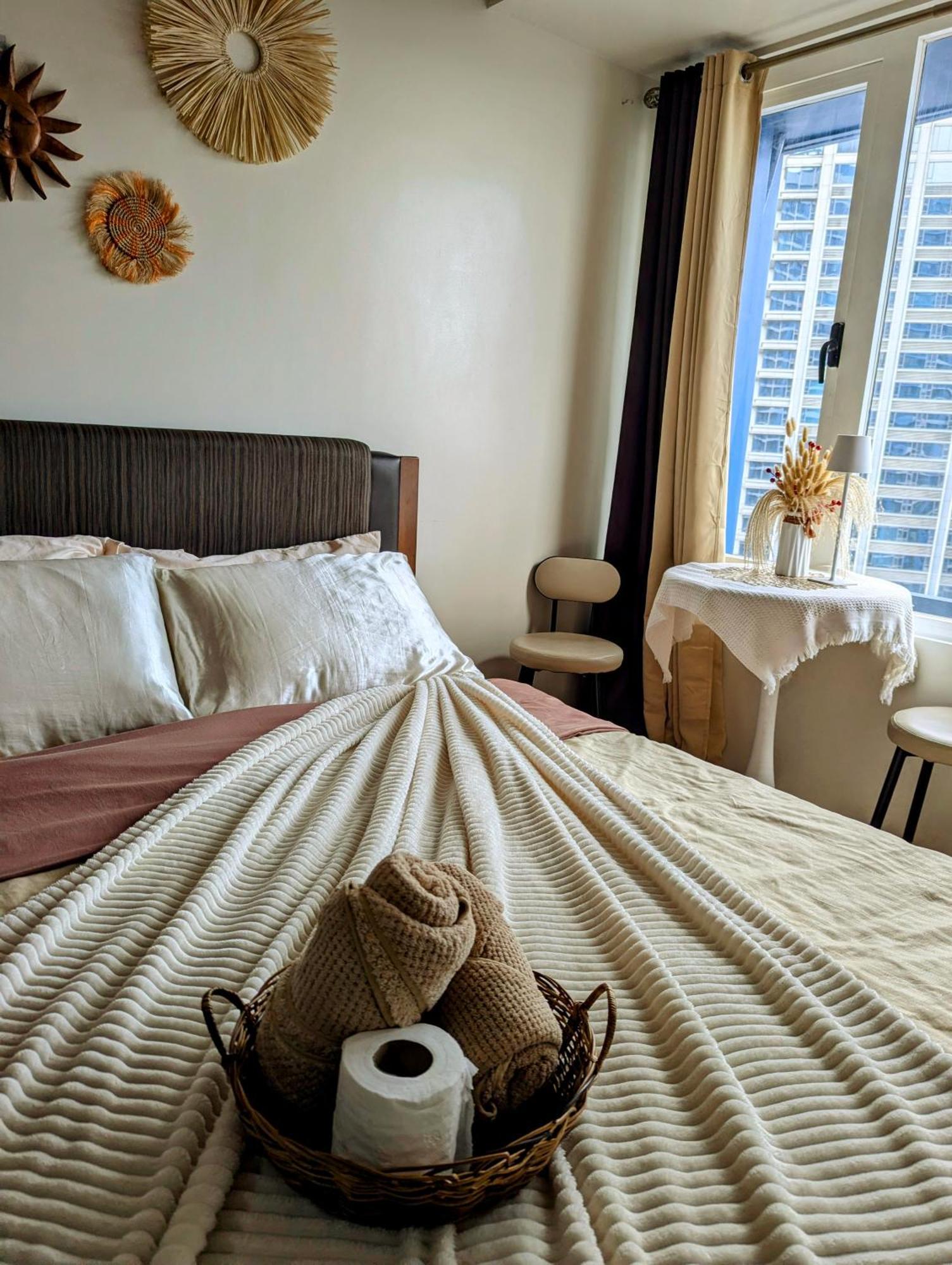Apartment Sun And Moon D'wood Air Residences Makati *