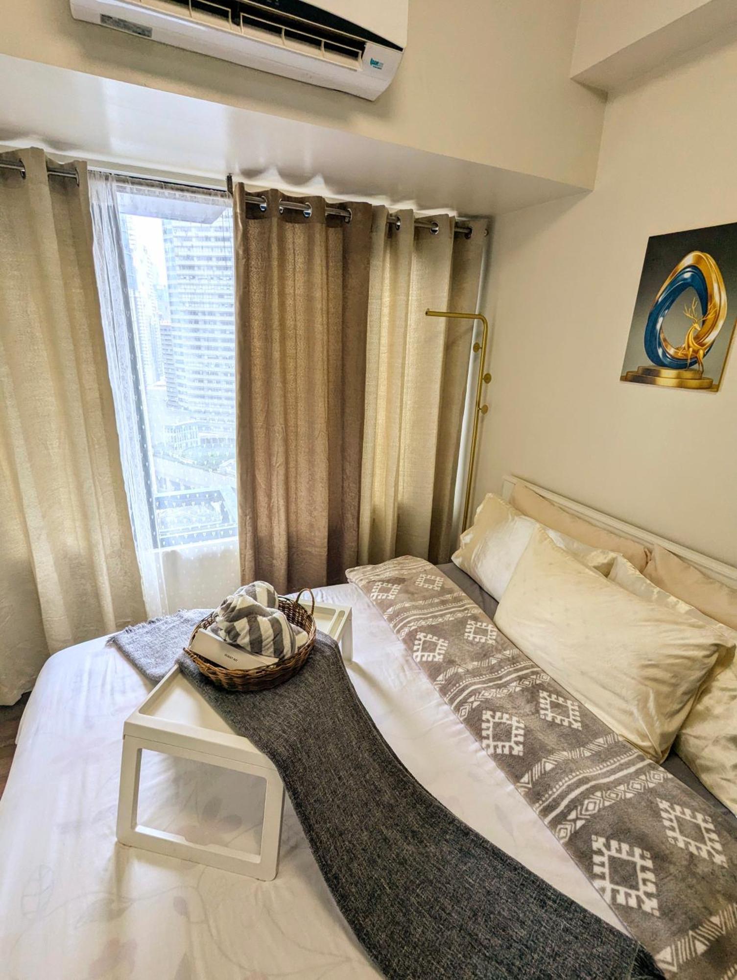 Sun And Moon Cozywhite Air Residences Makati *