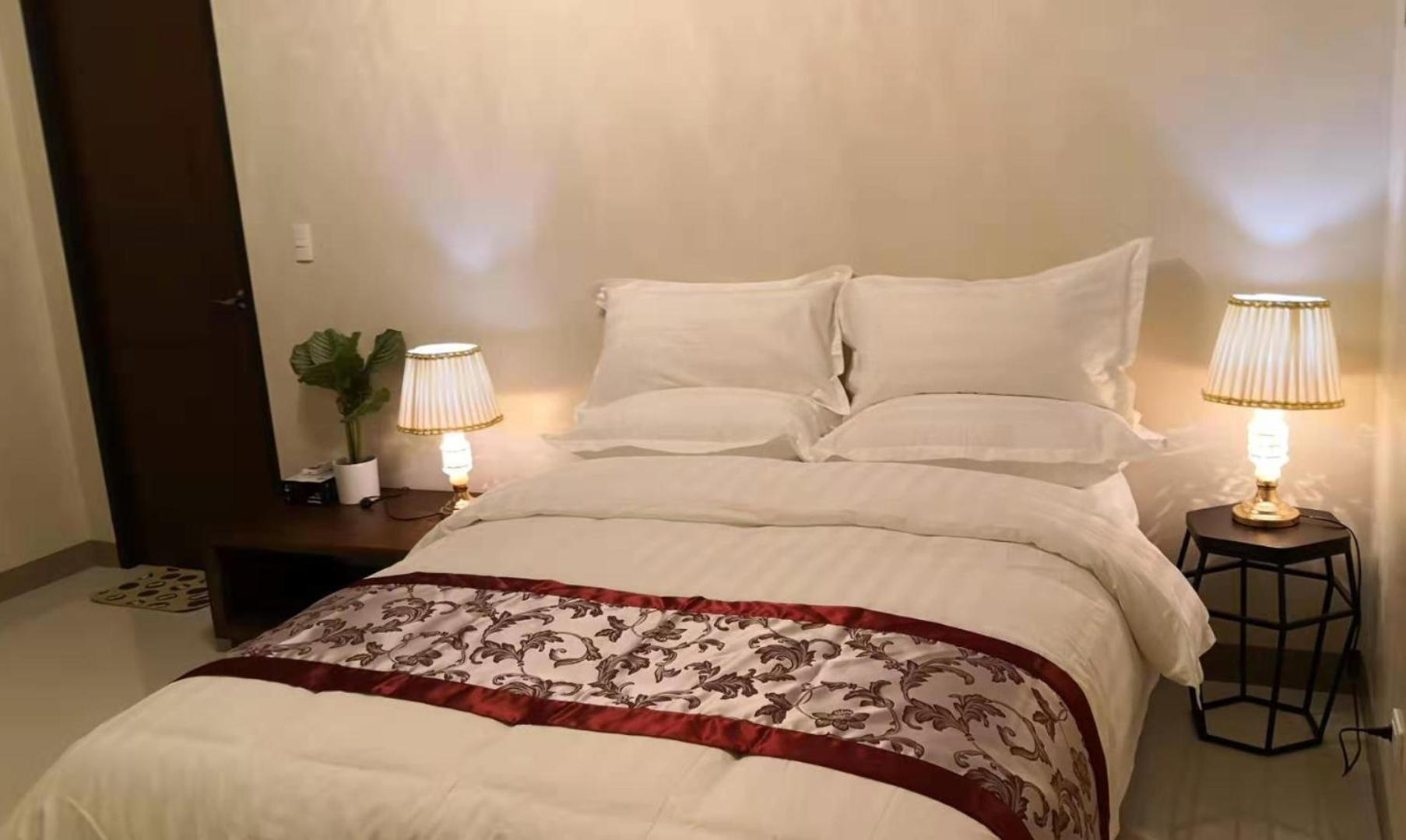 Bgc One Uptown Apartment *