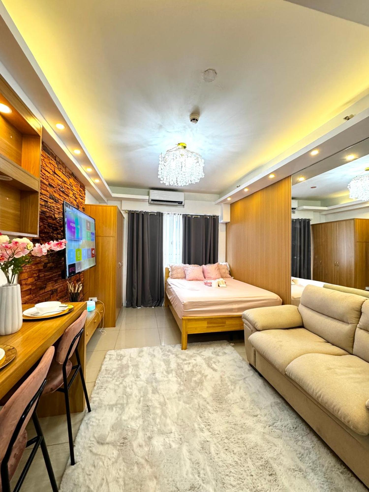 European Inspired Shore 2 Residences * Manila