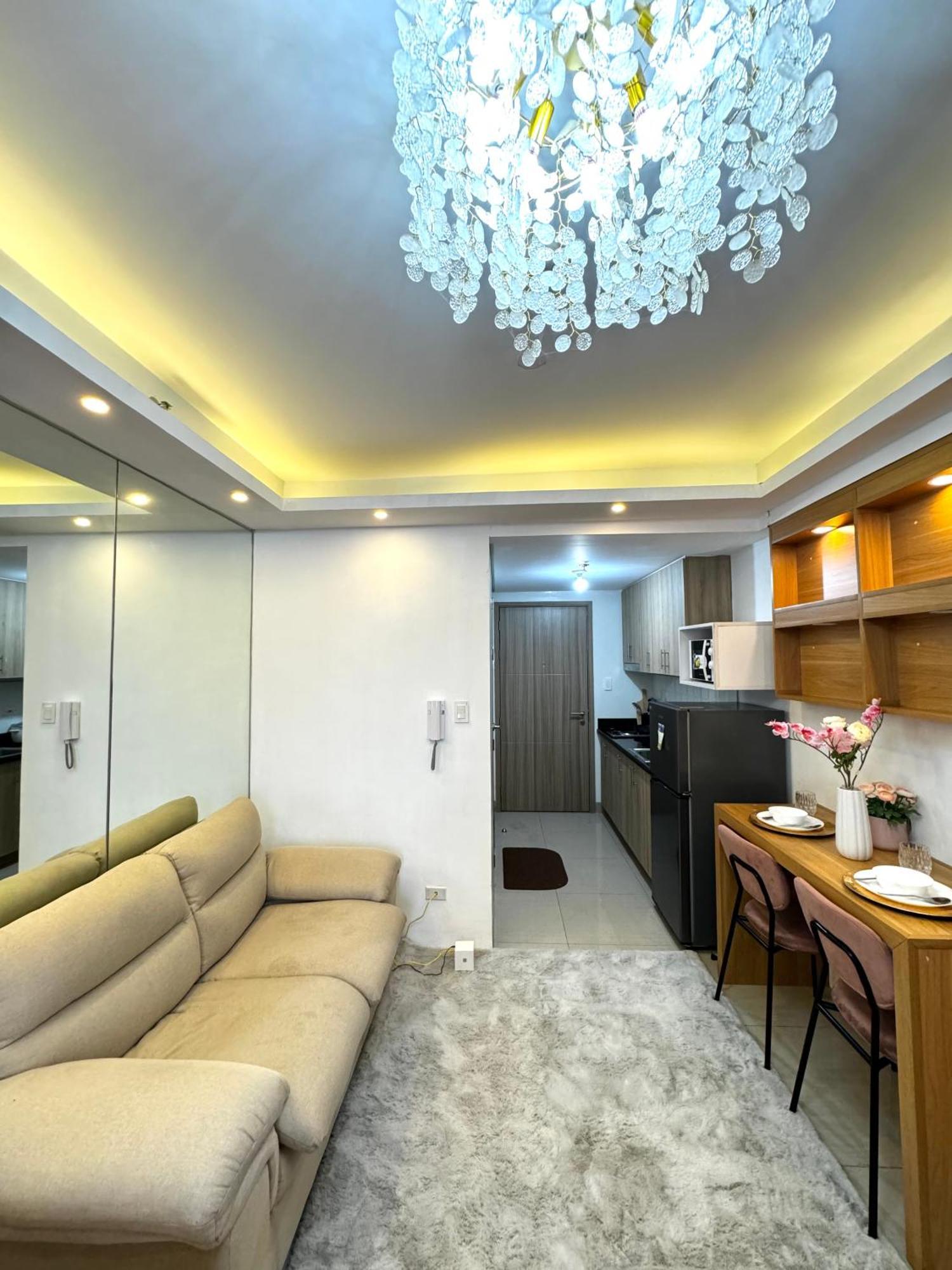 European Inspired Shore 2 Residences Manila