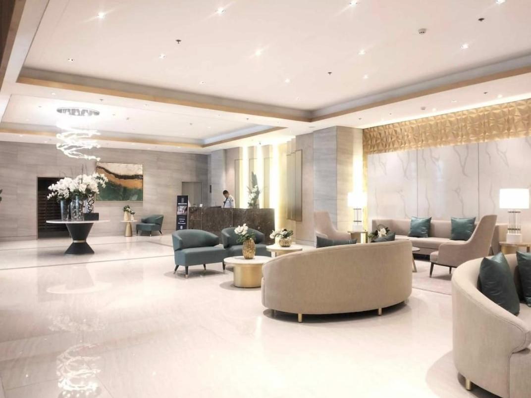 One Bedroom Unit Fame Residences Tower 4 *