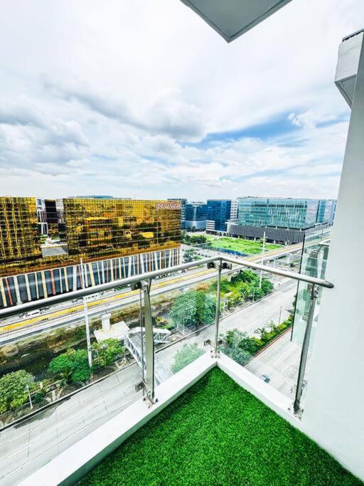 Luxury Near Of Dreams Solaire Naia Moa- Of Bridge Apartment