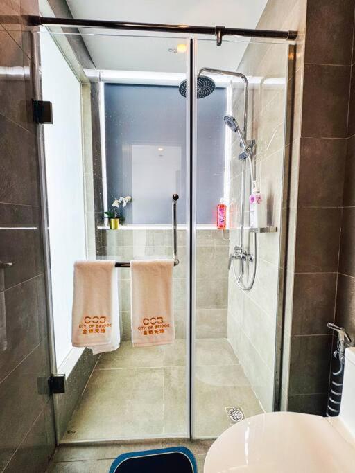 Apartment Luxury Near Of Dreams Solaire Naia Moa- Of Bridge