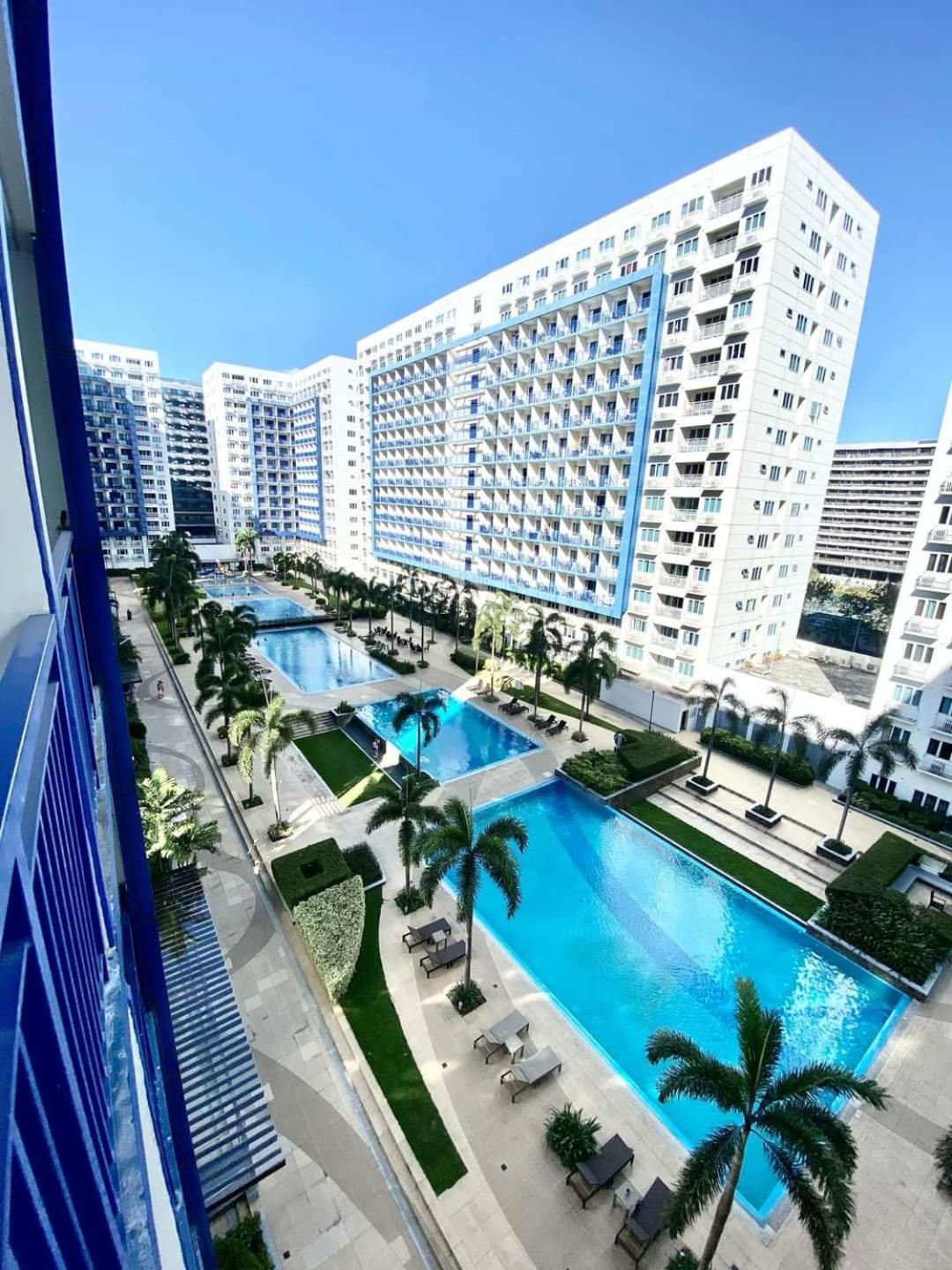 Flores Place At Sea Residences Moa *