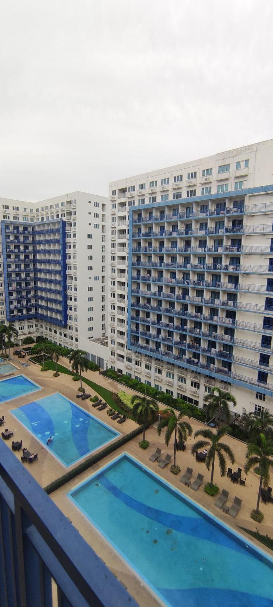 Flores Place At Sea Residences Moa *