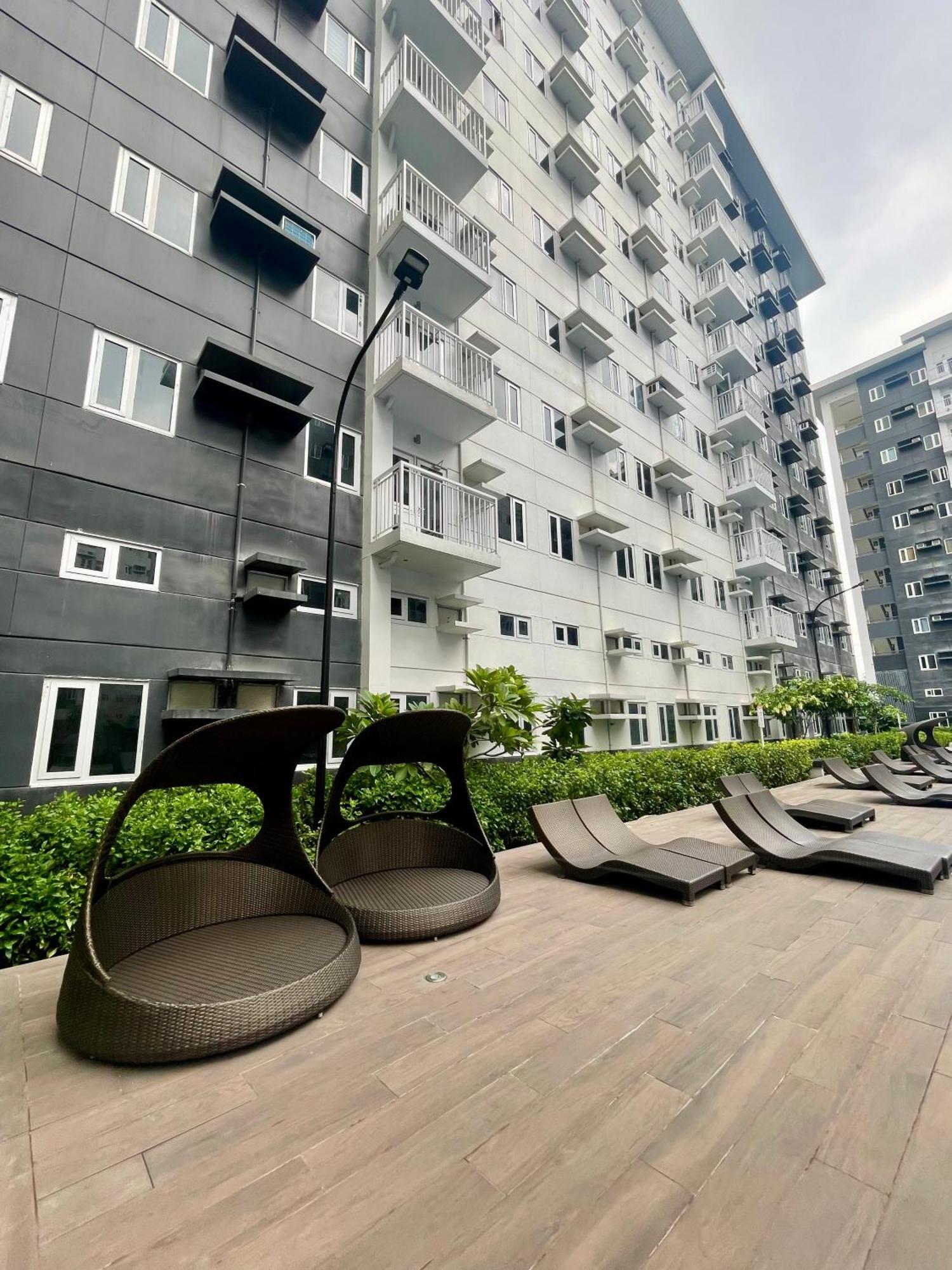 The 1900 At Charm Residences Apartment