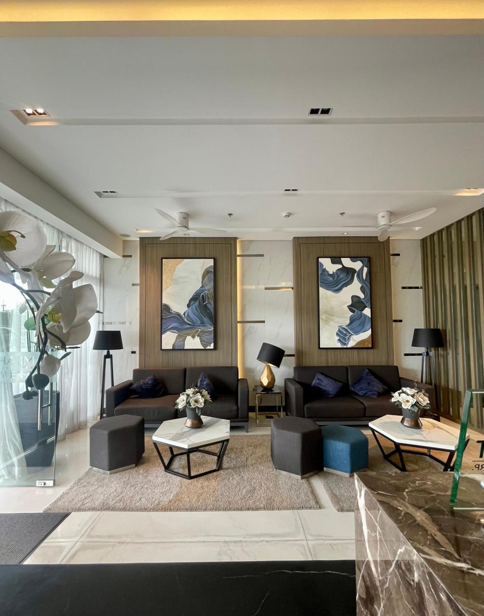 The 1900 At Charm Residences * Manila