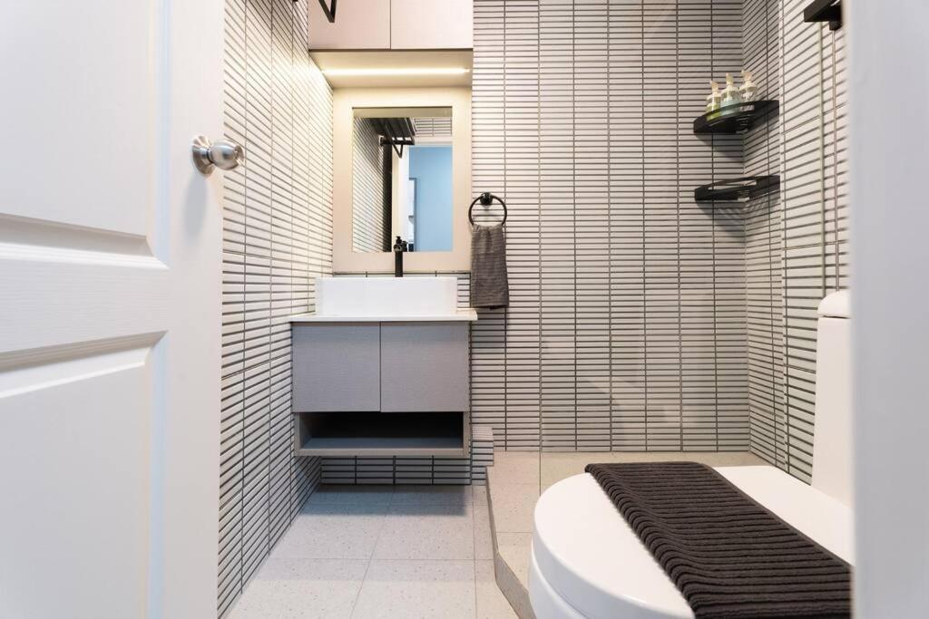 Newly Renovated Pasig With Pool And Fiber Wi-fi *