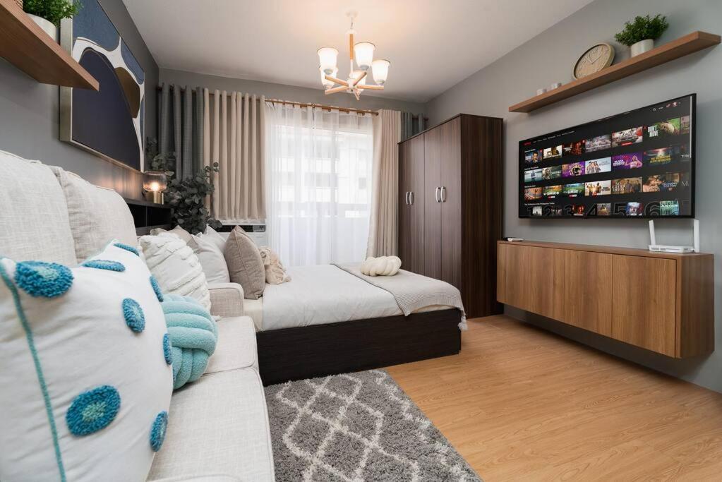 Newly Renovated Pasig With Pool And Fiber Wi-fi Apartment Manila