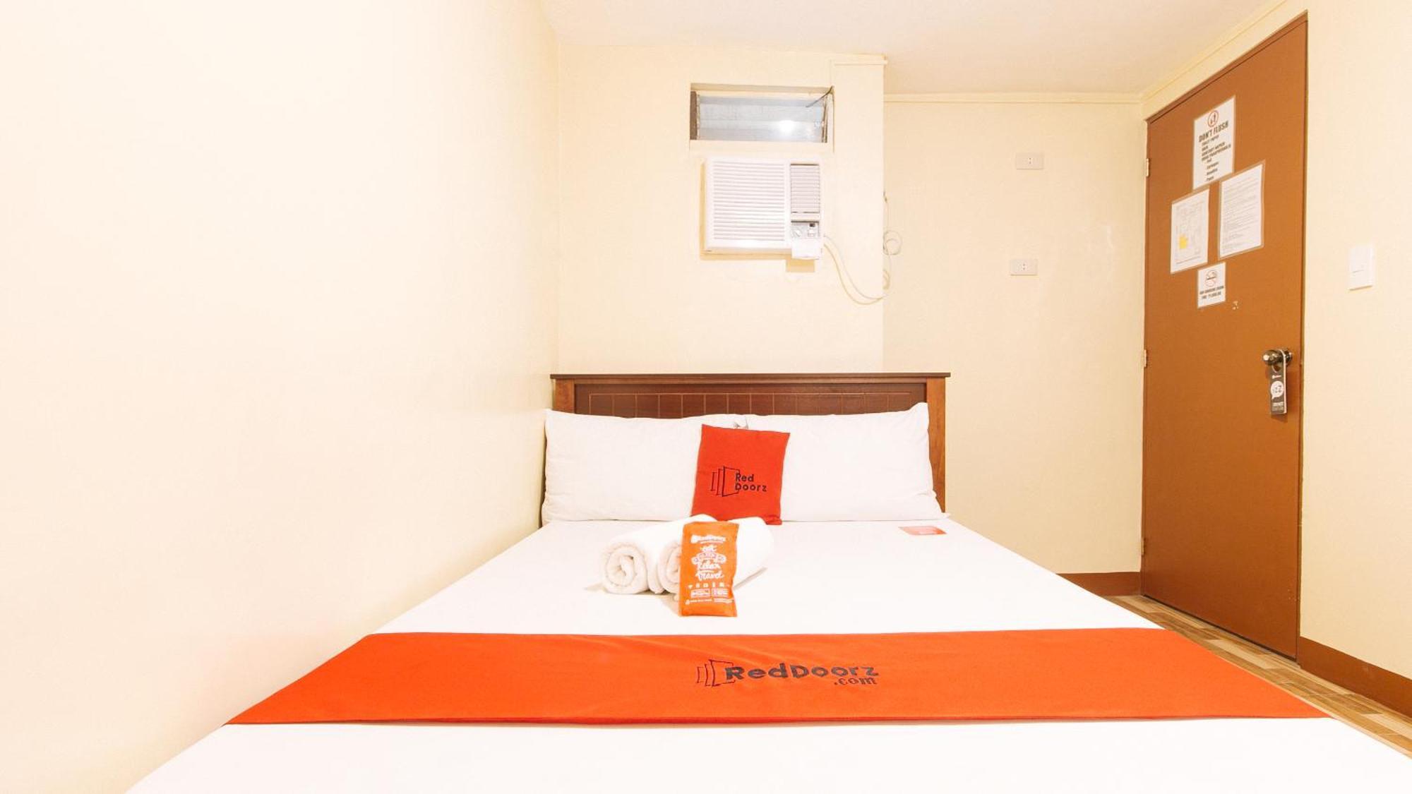 Hotel Reddoorz Near Pnr Espana Station