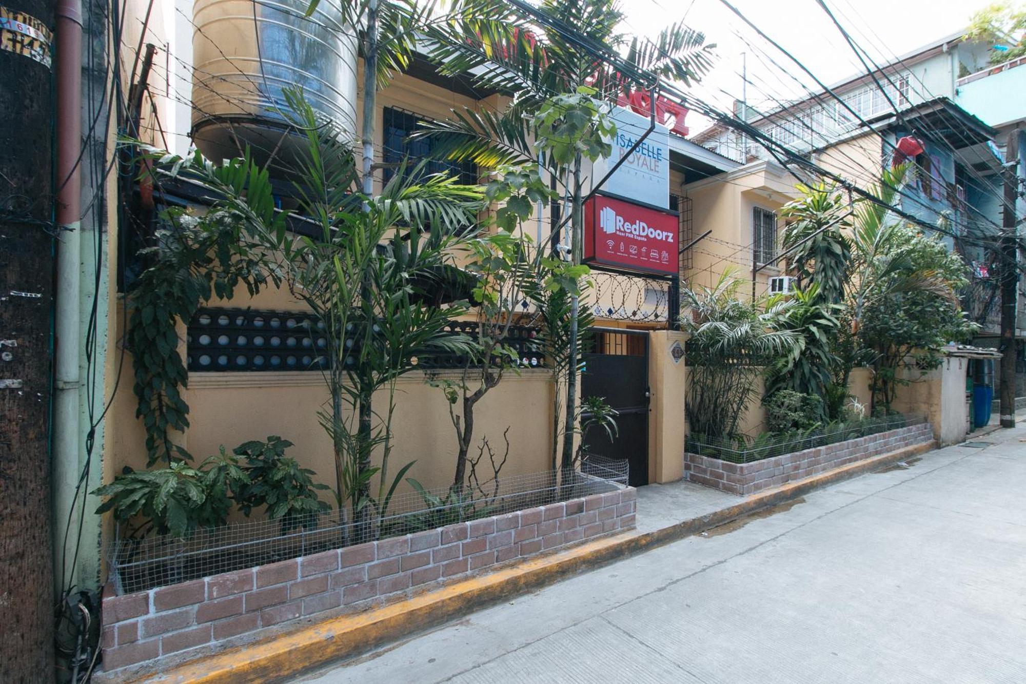 Hotel Reddoorz Near Pnr Espana Station 2*