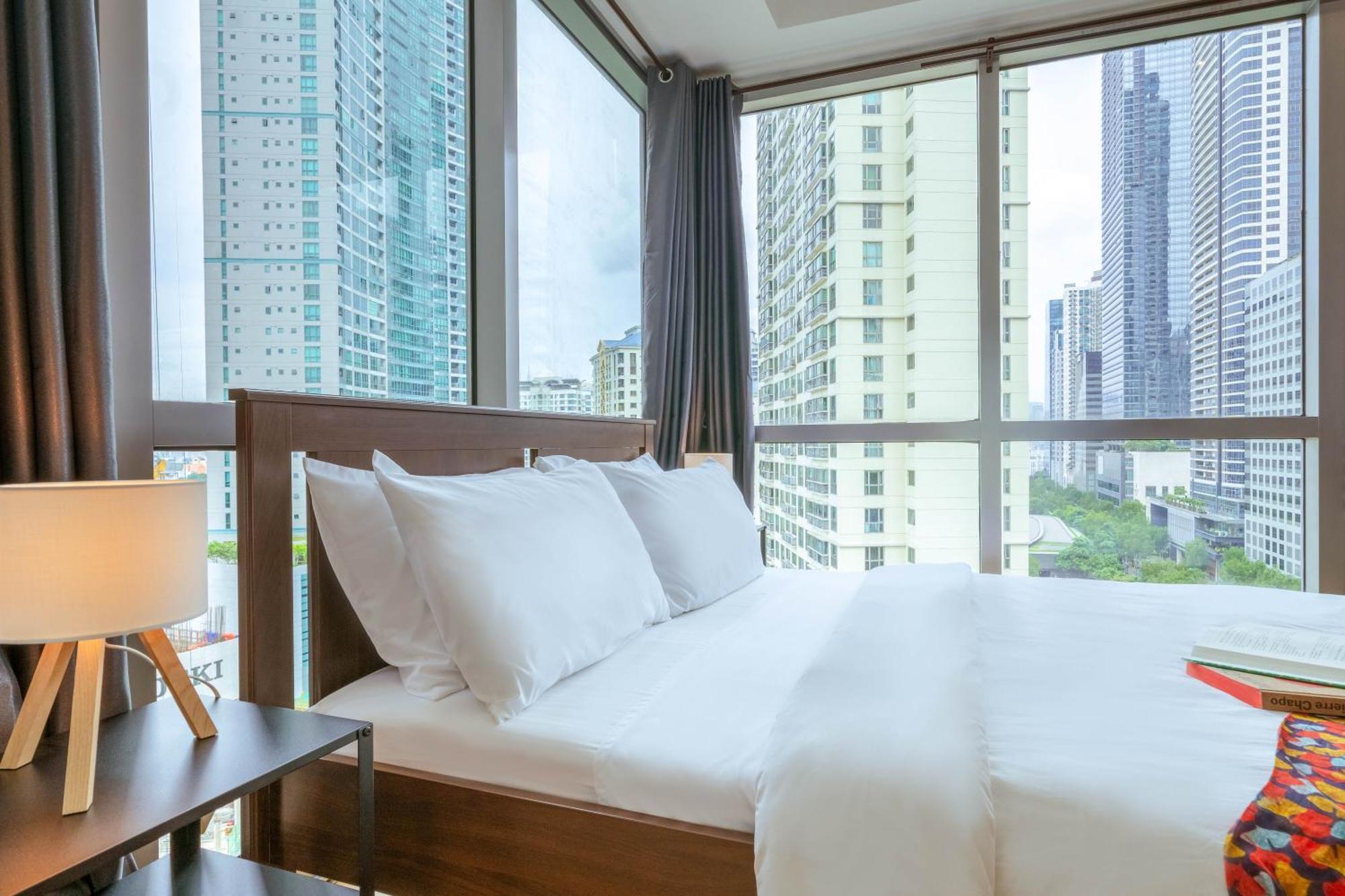 Prime Avant Bgc Location By Ph Staycation